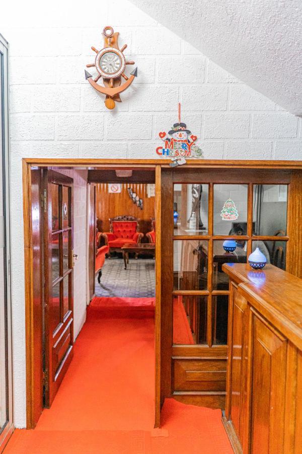 Hotel Le Majestic Douala Bagian luar foto